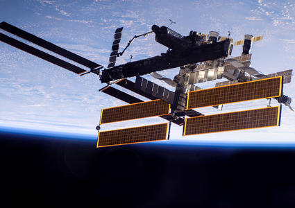 fotografía de la Estación Espacial Internacional en órbita