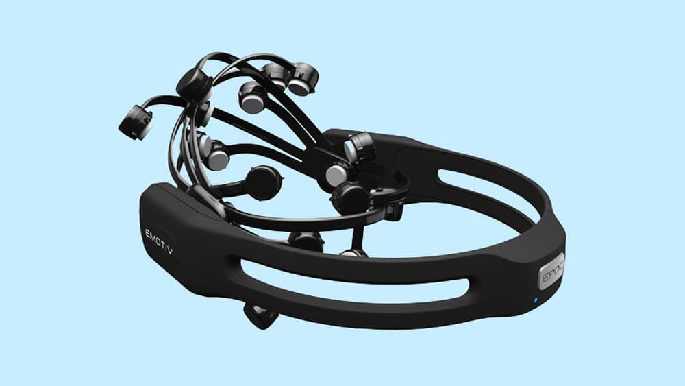 Un casco cerebral puede averiguar su PIN bancario y hasta su identidad sexual