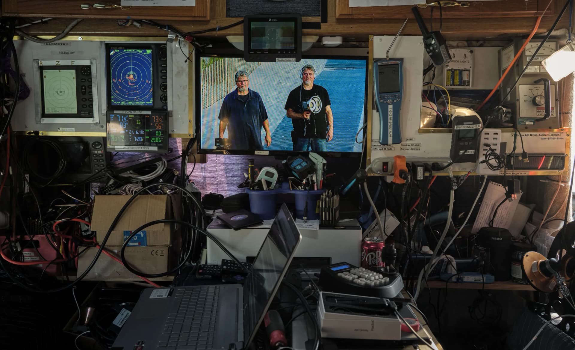 Los hermanos Tedesco: de cazadores de ovnis a aliados del FBI en investigación de drones