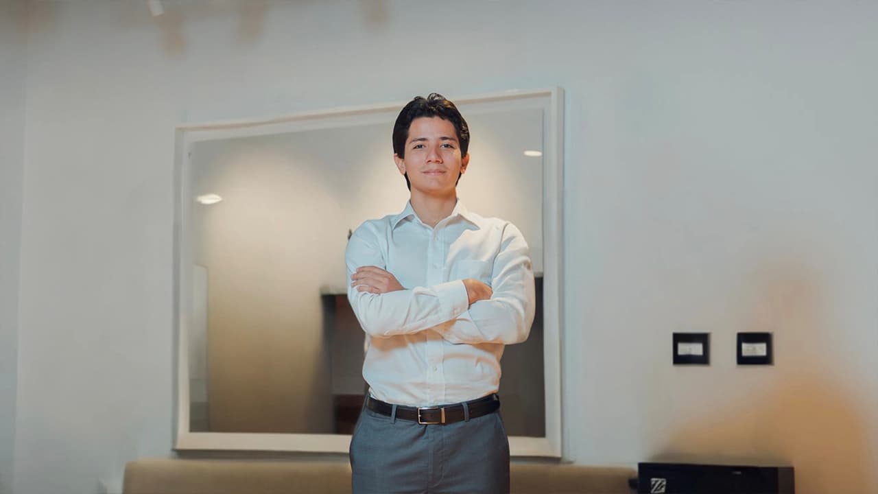 Alejandro Zamora (Costa Rica), 26