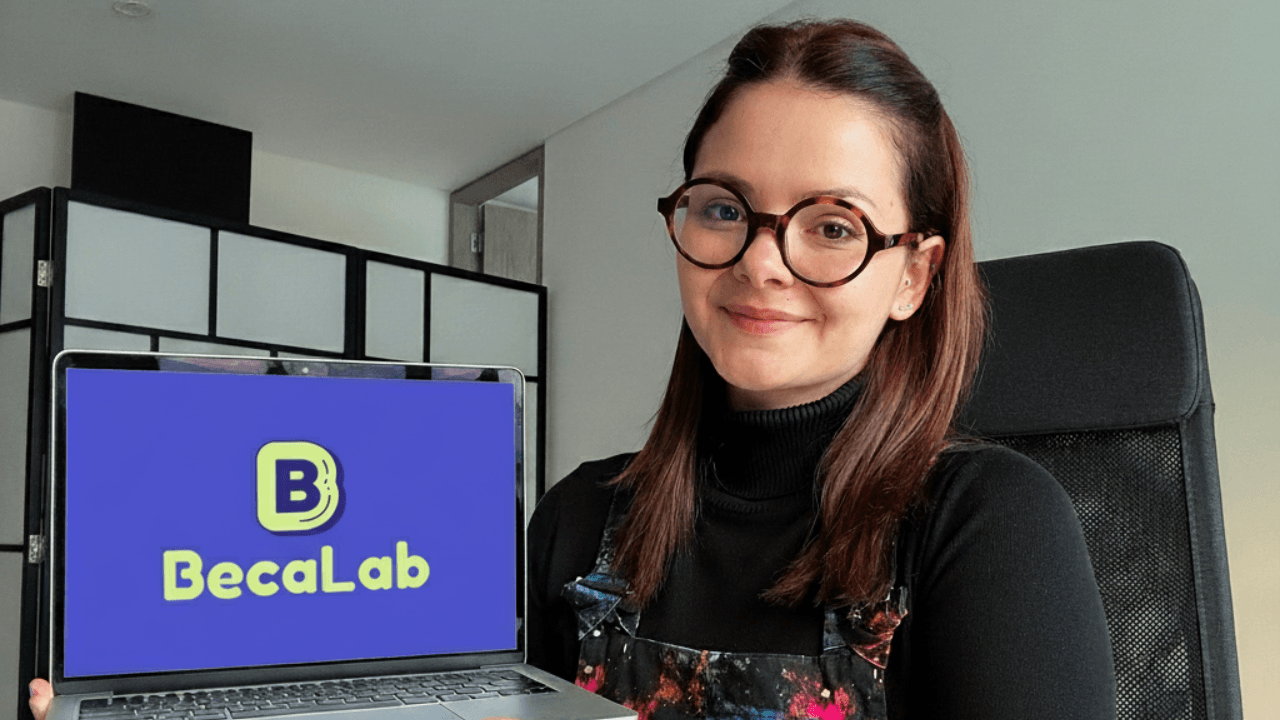 Ana Aquino (Guatemala), 33