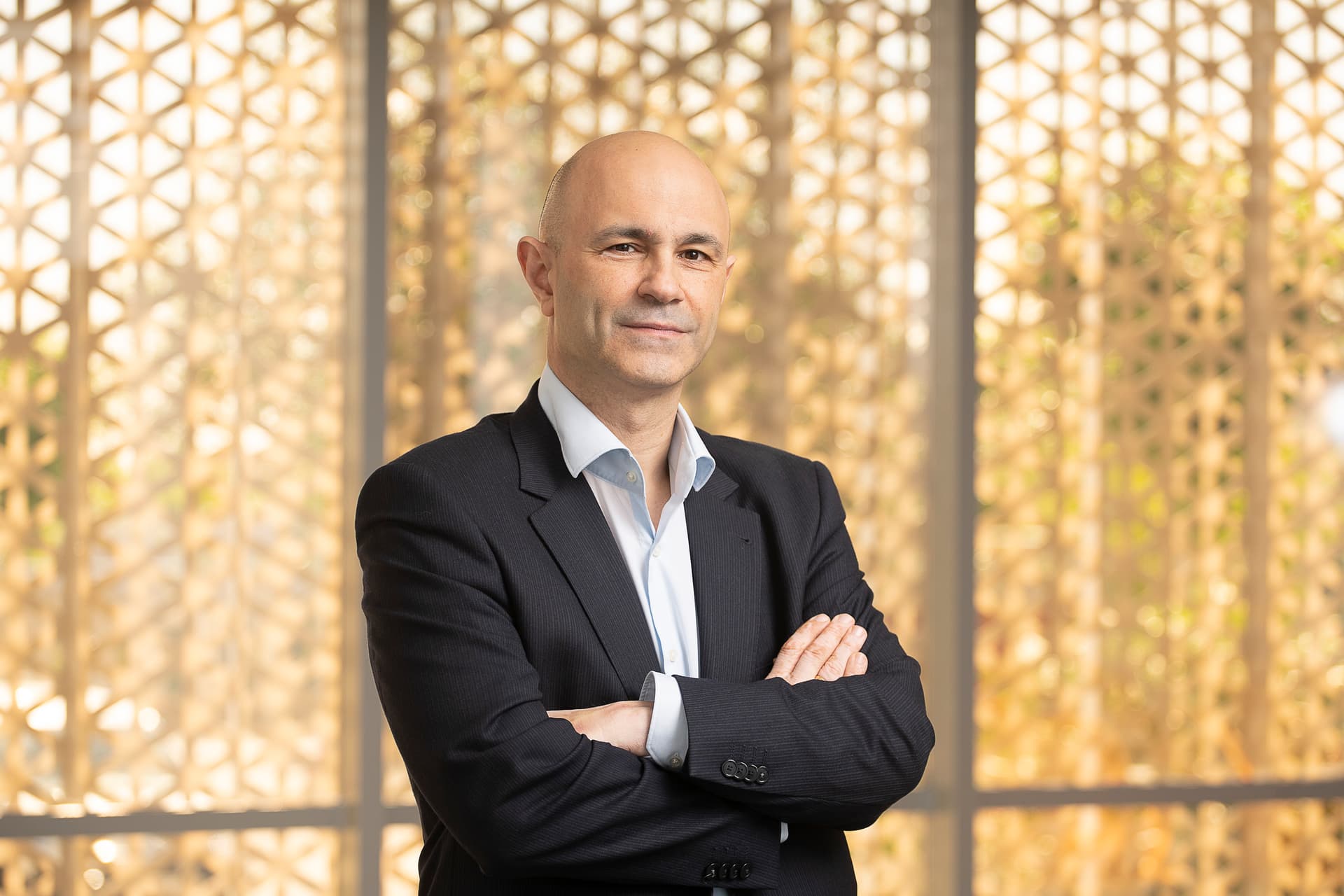 Del concepto a la práctica: la innovación en el sector eléctrico y de las telecomunicaciones