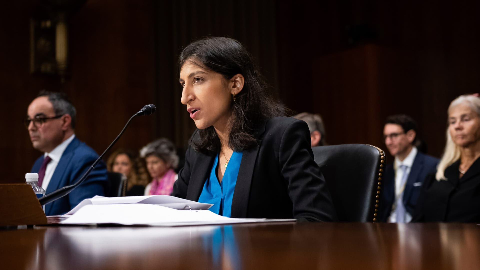 El gobierno de EE UU pone bajo la lupa a las empresas de IA por publicidad engañosa