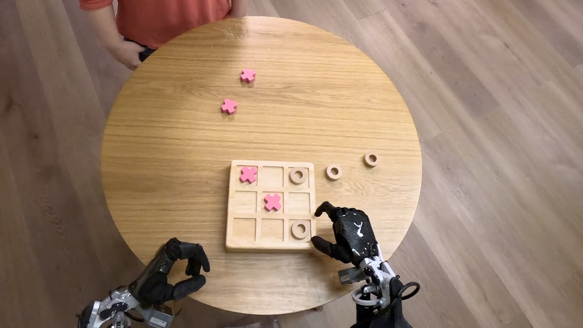 Gemini Robotics utiliza el modelo lingüístico de Google para crear robots más útiles