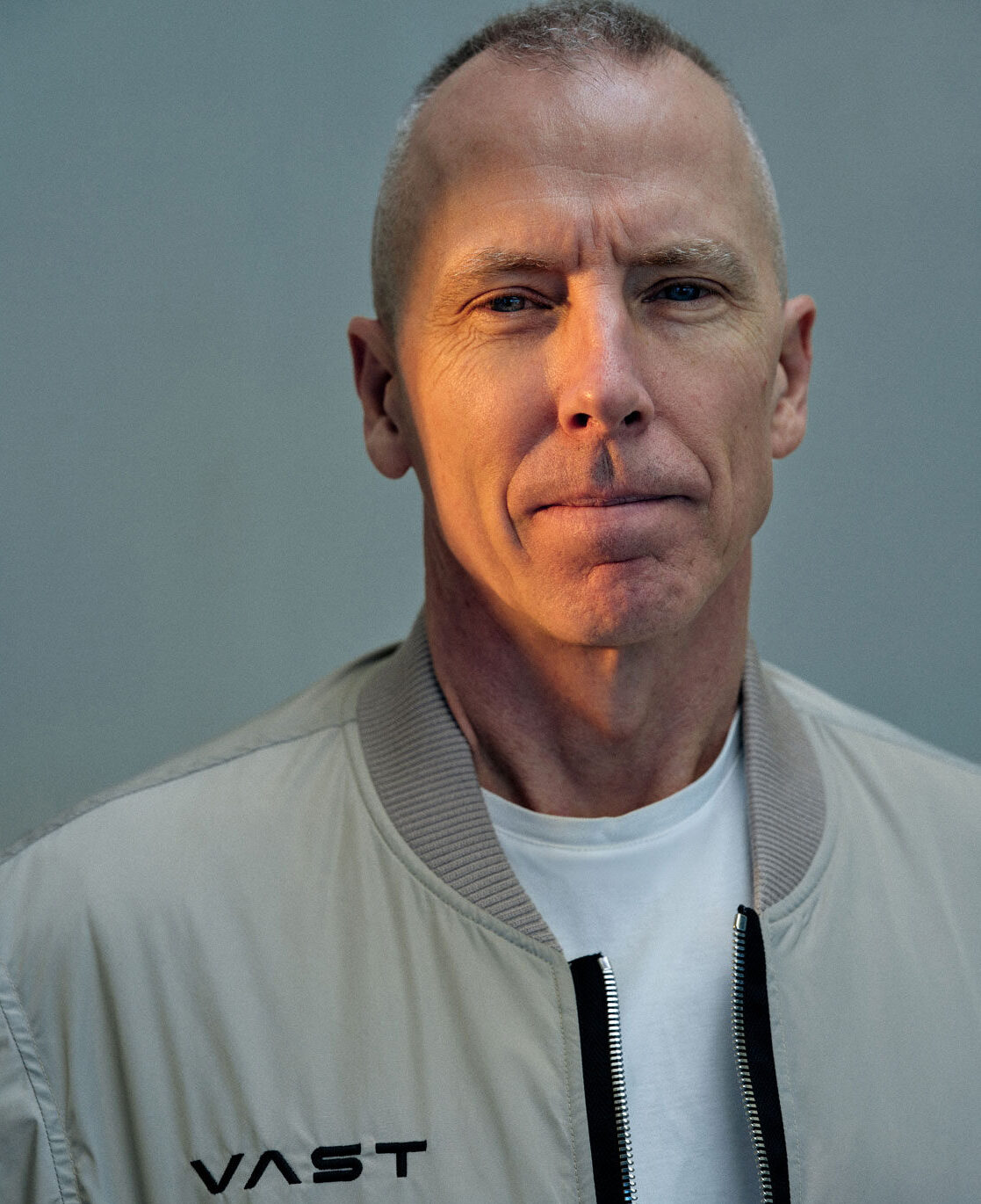 El astronauta entrena a turistas para volar en la primera estación espacial comercial del mundo